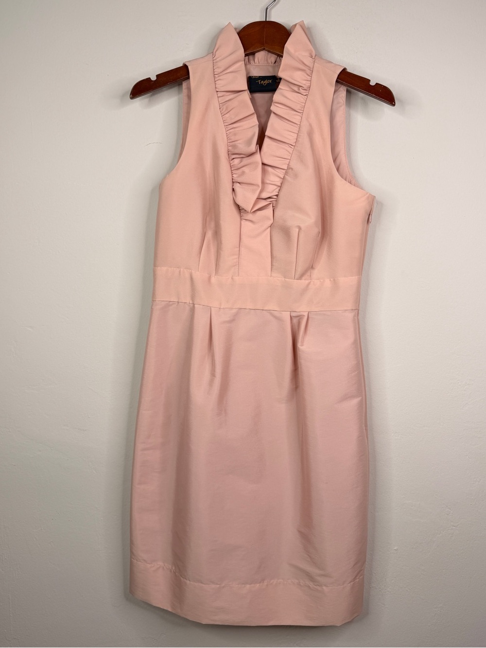 Just Taylor Blush Pink Ruffle Neck Sheath Dress Womens Size 6 Sleeveless